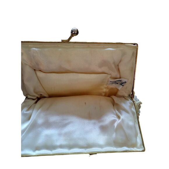 Le Regale Clutch   - Picture 3 of 6